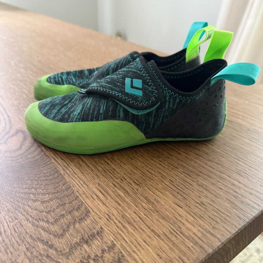 Rock climbing shoes Black Diamond kids size 4y